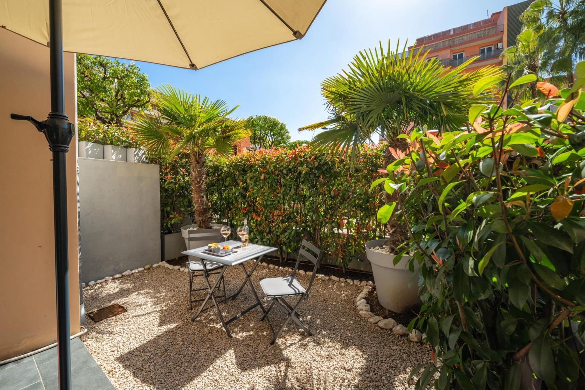 Le Coq Wagner - Parking - Air Conditioning - Pool Menton Exterior foto