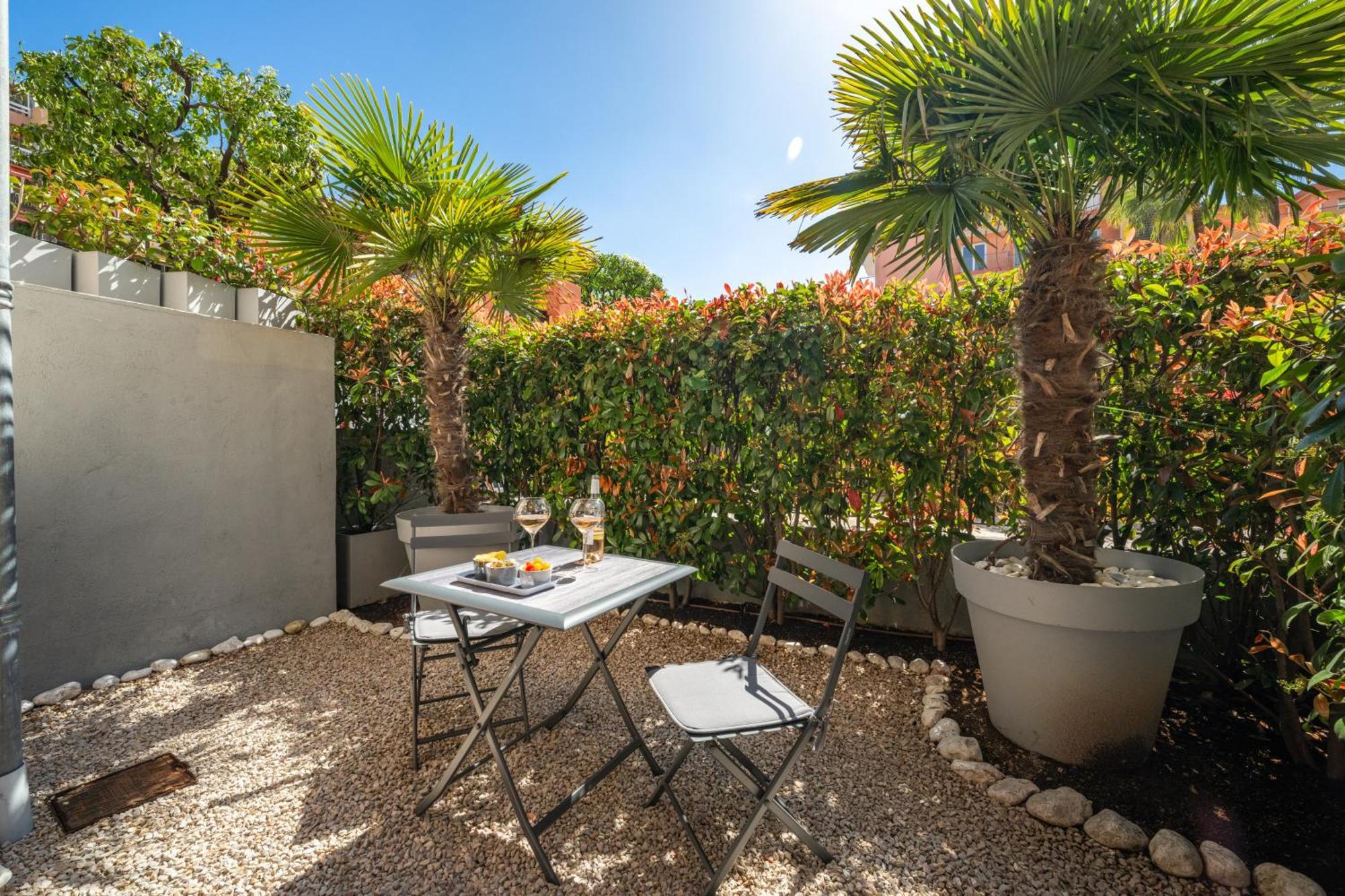 Le Coq Wagner - Parking - Air Conditioning - Pool Menton Exterior foto
